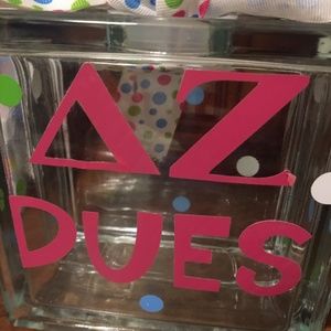 Delta zeta piggy bank